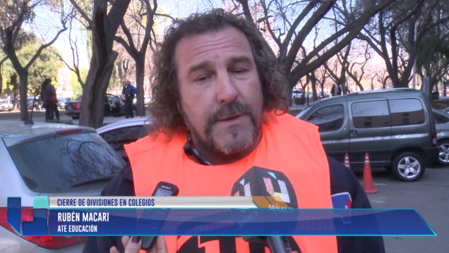 imagen Reclamos por el cierre de divisiones en colegios de Godoy Cruz