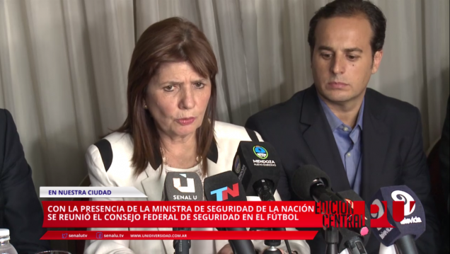 imagen Seguridad y fútbol: Bullrich visitó Mendoza