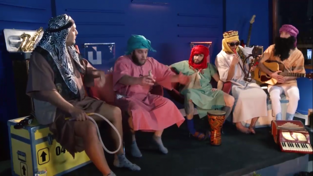 imagen COLGADOS DEL BIGOTE | TEMPORADA 1 CAPÍTULO 2