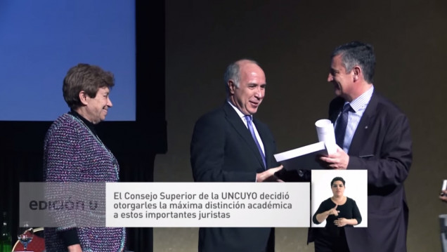 imagen Lorenzetti y Kemelmajer Doctores Honoris Causa de la UNCUYO