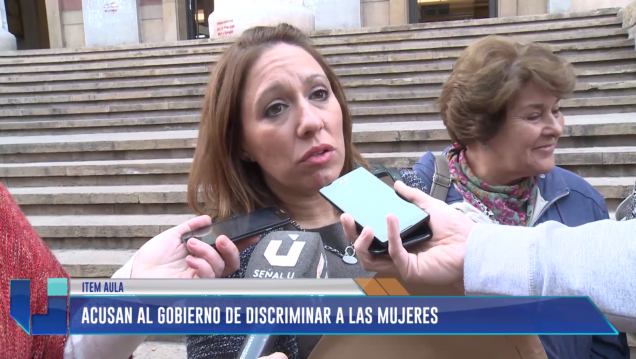 imagen Acusan al gobierno de discriminar a las mujeres