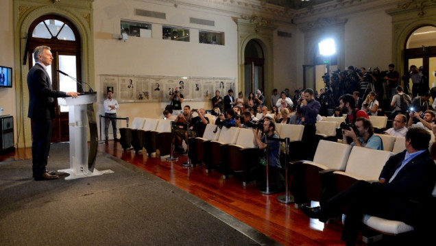 imagen Macri dijo que no tiene vínculos comerciales con Lewis