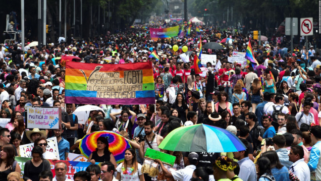 imagen México marcha en apoyo a la propuesta de matrimonio igualitario
