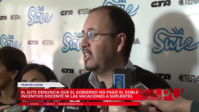 imagen Docentes denuncian que no les han pagado el incentivo docente