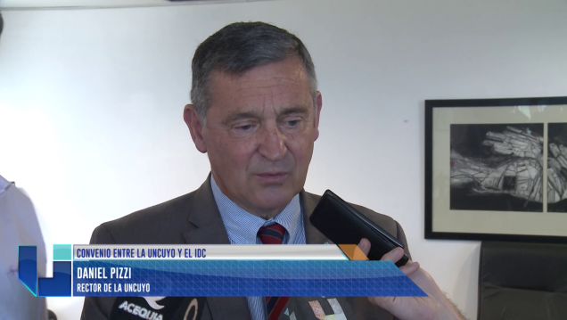 imagen Convenio entre la UNCuyo y el IDC