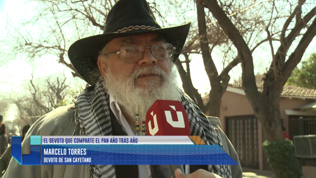imagen San Cayetano: el devoto que comparte su pan año tras año