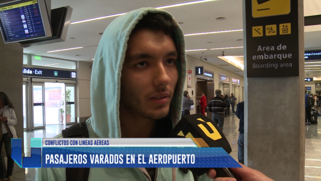 imagen Pasajeros varados en el aeropuerto