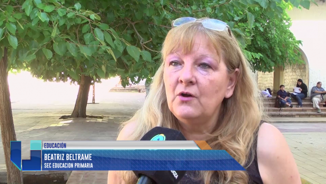 imagen Más de 400 docentes de primaria obtienen la titularización de sus cargos