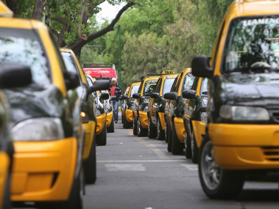 imagen Taxistas se movilizarán en contra de la suba de GNC