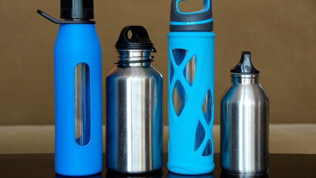 imagen Las botellas de agua reutilizables tienen más bacterias que el asiento de un inodoro