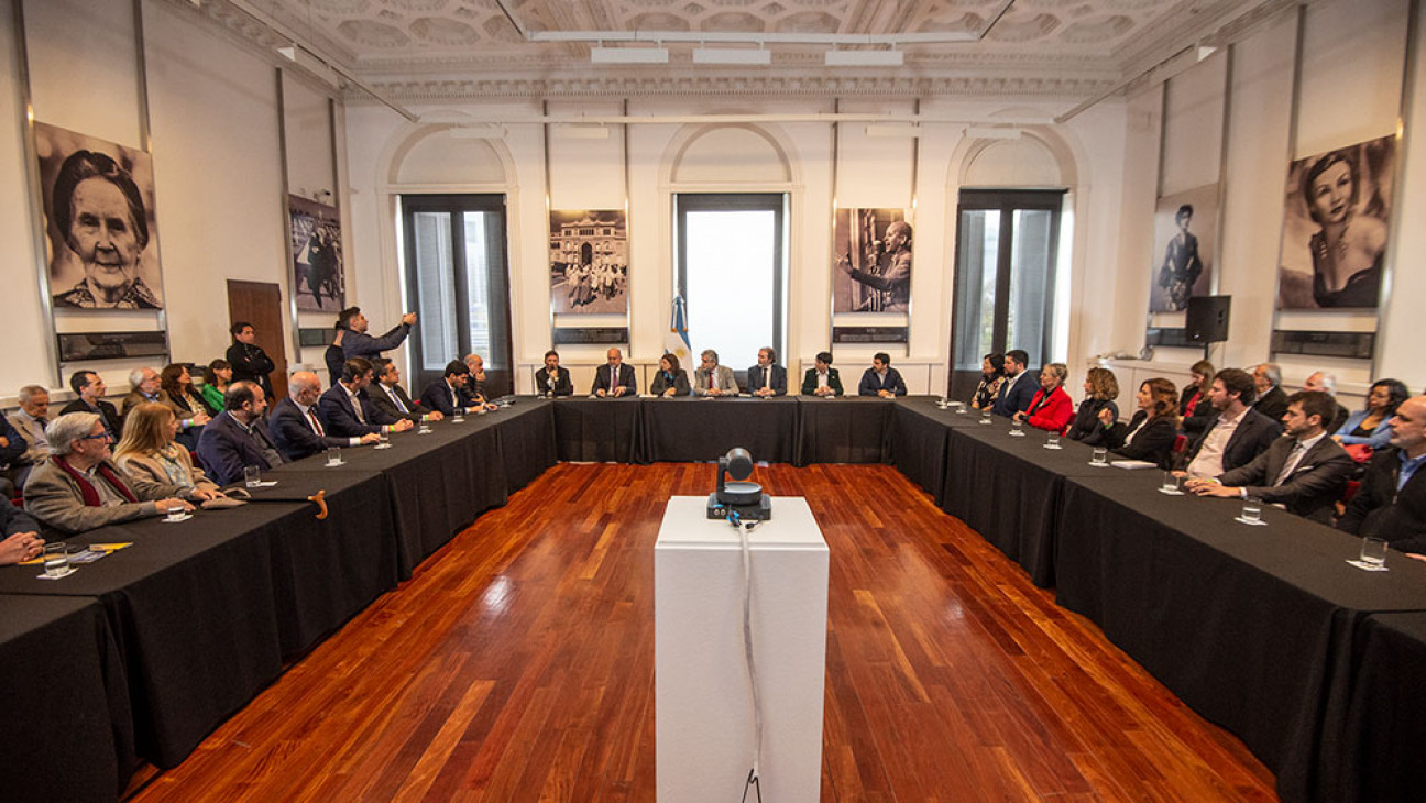 imagen Anuncian millonaria inversión para construir un nuevo edificio en el CCT de Mendoza