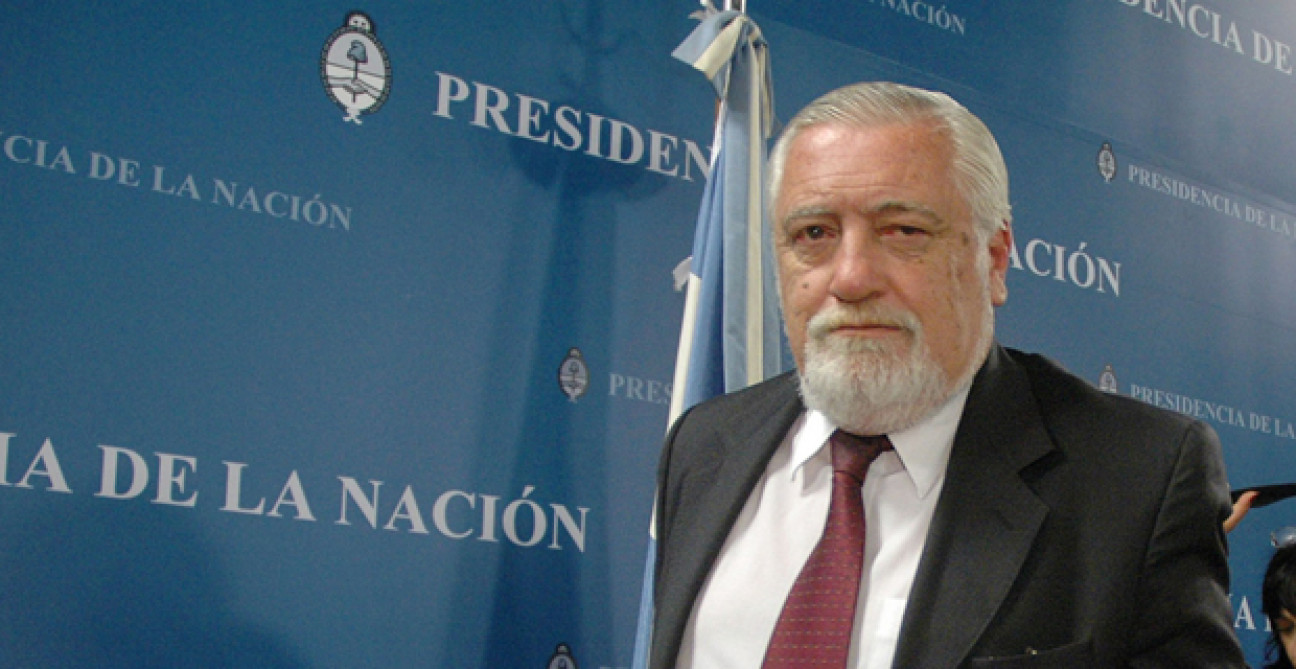 imagen Ni un paso atrás, ni para tomar distancia…