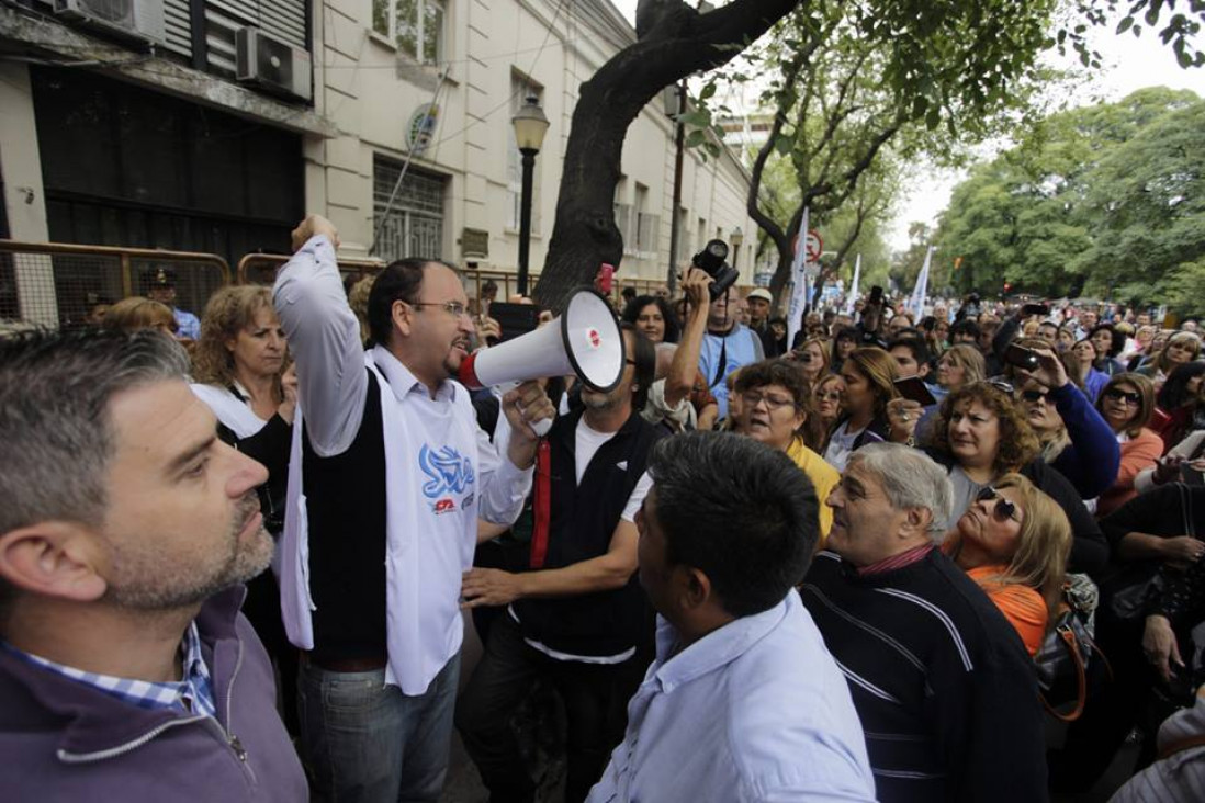 imagen Mateluna se anticipa la sesión en Diputados