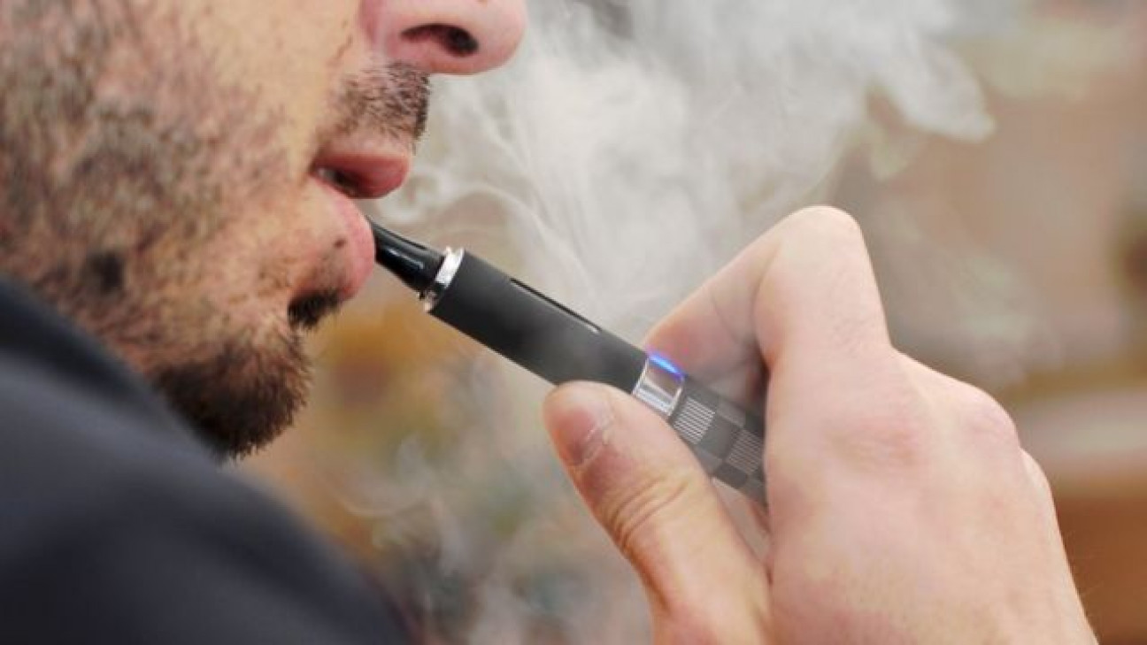 imagen Prohibieron la importación, comercialización y publicidad de cigarrillos electrónicos en el país