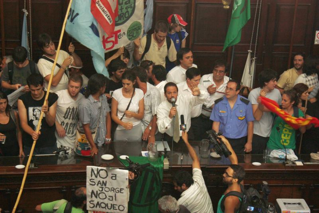 imagen Fuertes manifestaciones contra  la Minera San Jorge  