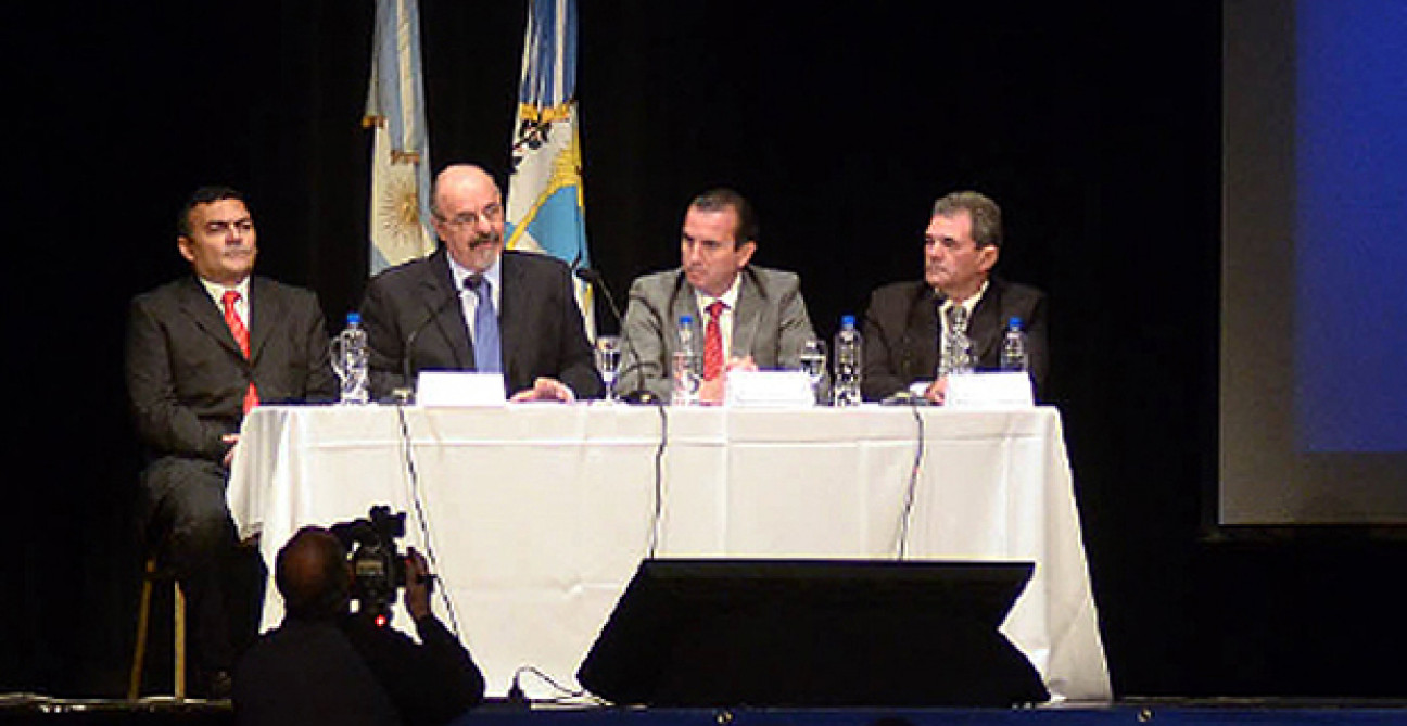 imagen Tomada habló sobre el proyecto de seguridad laboral