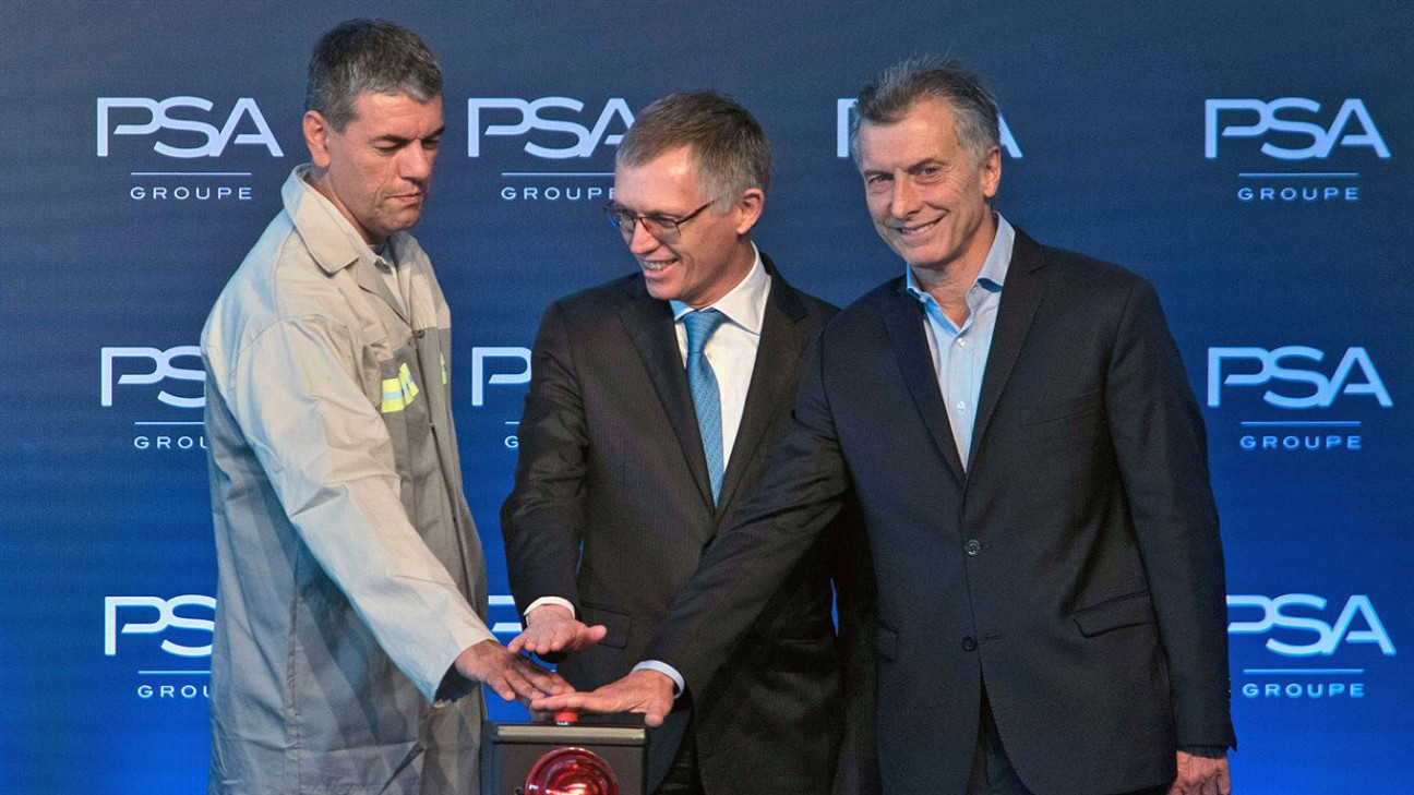 imagen Macri prometió fabricar un millón de automóviles por año