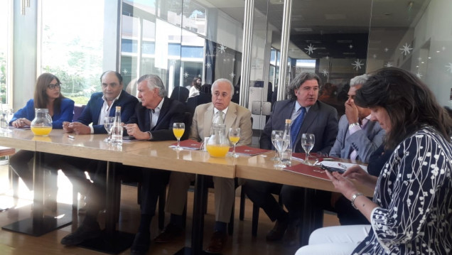 imagen Ramón pelea con Ecogás y dice que será gobernador