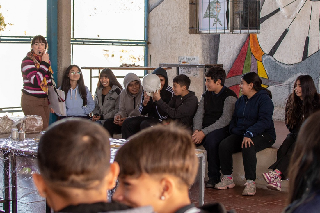 imagen Un equipo de investigadoras lleva la arqueología por los barrios