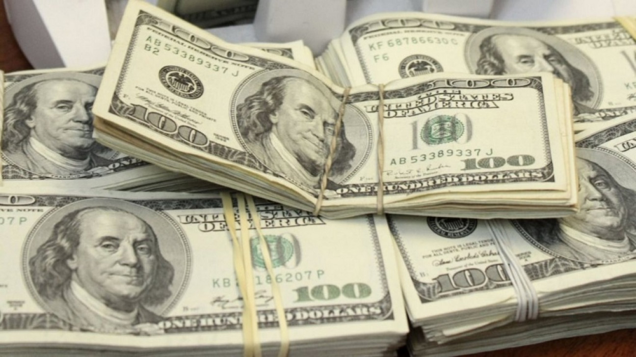imagen El dólar ya roza los $ 42 