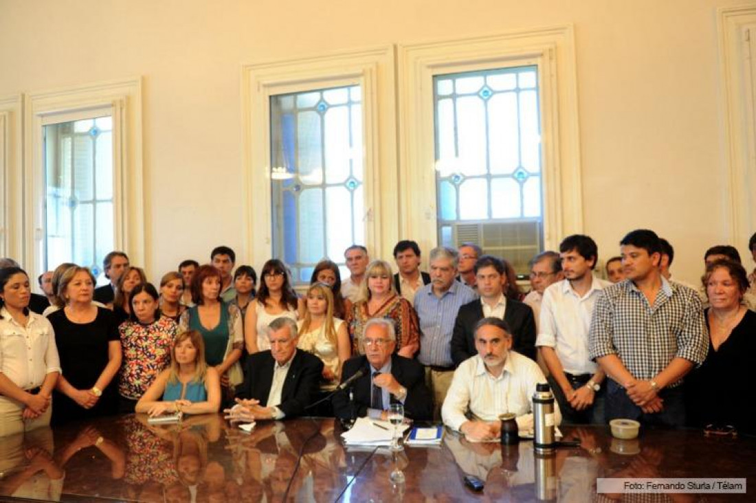 imagen Diputados del FPV convocaron a una marcha contra los decretos de Macri