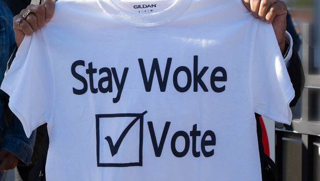 imagen Qué es la ideología woke y por qué es atacada por Trump, Musk y Milei