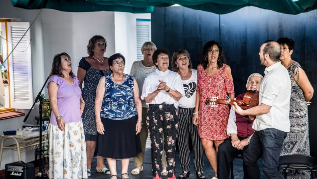 imagen Desde la sexualidad hasta la moda: guía para derribar prejuicios sobre la vida adulta