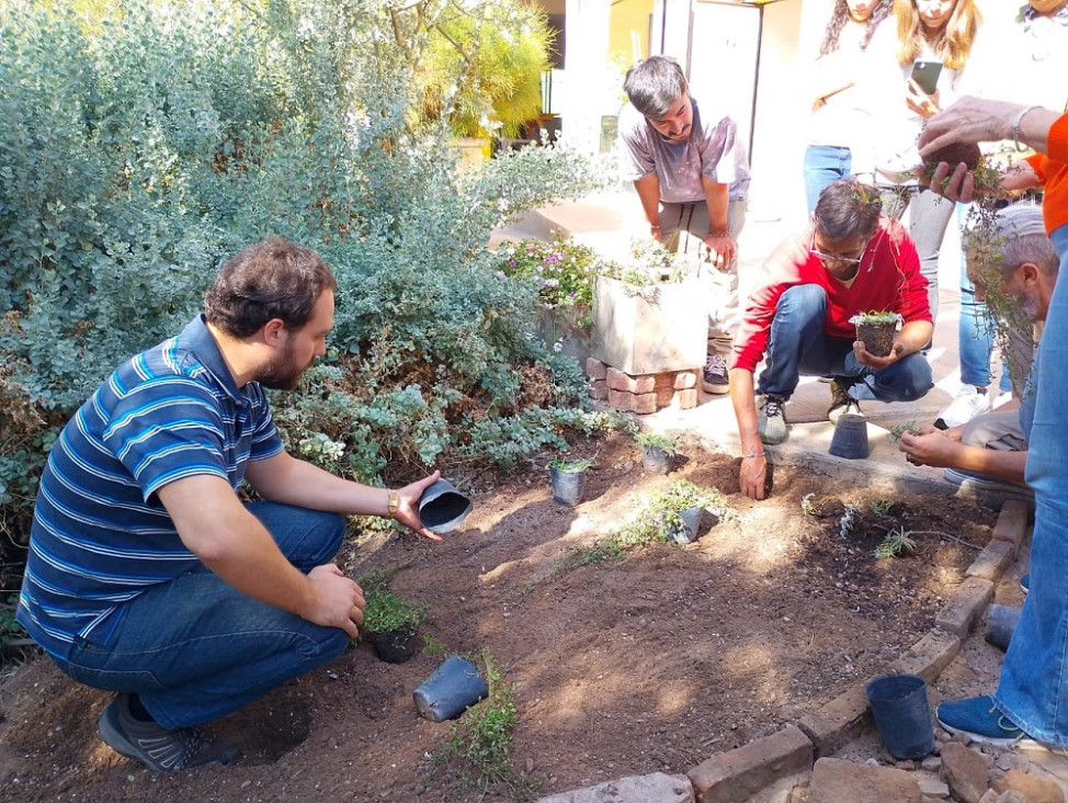 imagen Mucho más que podar plantas: una iniciativa busca profesionalizar la jardinería en Mendoza