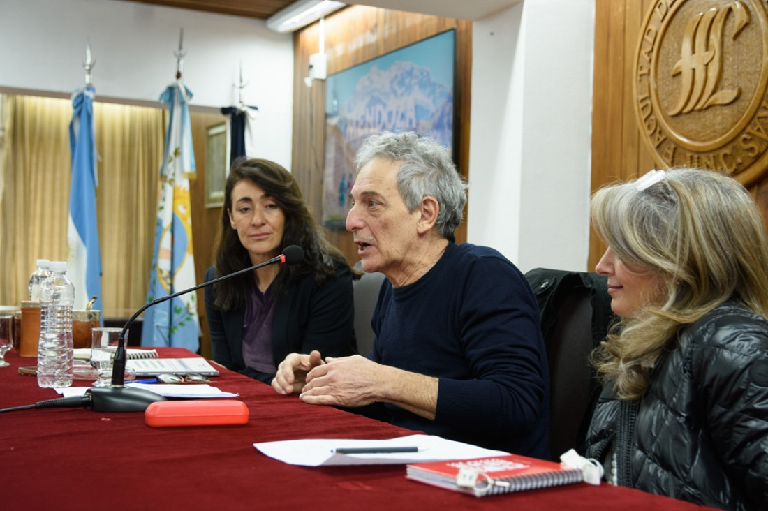 imagen Suicidio: "Este tema no se puede delegar a nadie, debemos incluirnos todos"