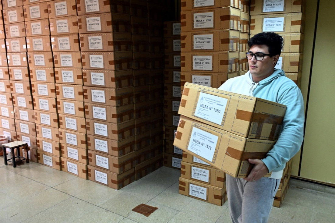 imagen Cómo es el camino del voto cuando cierran los comicios