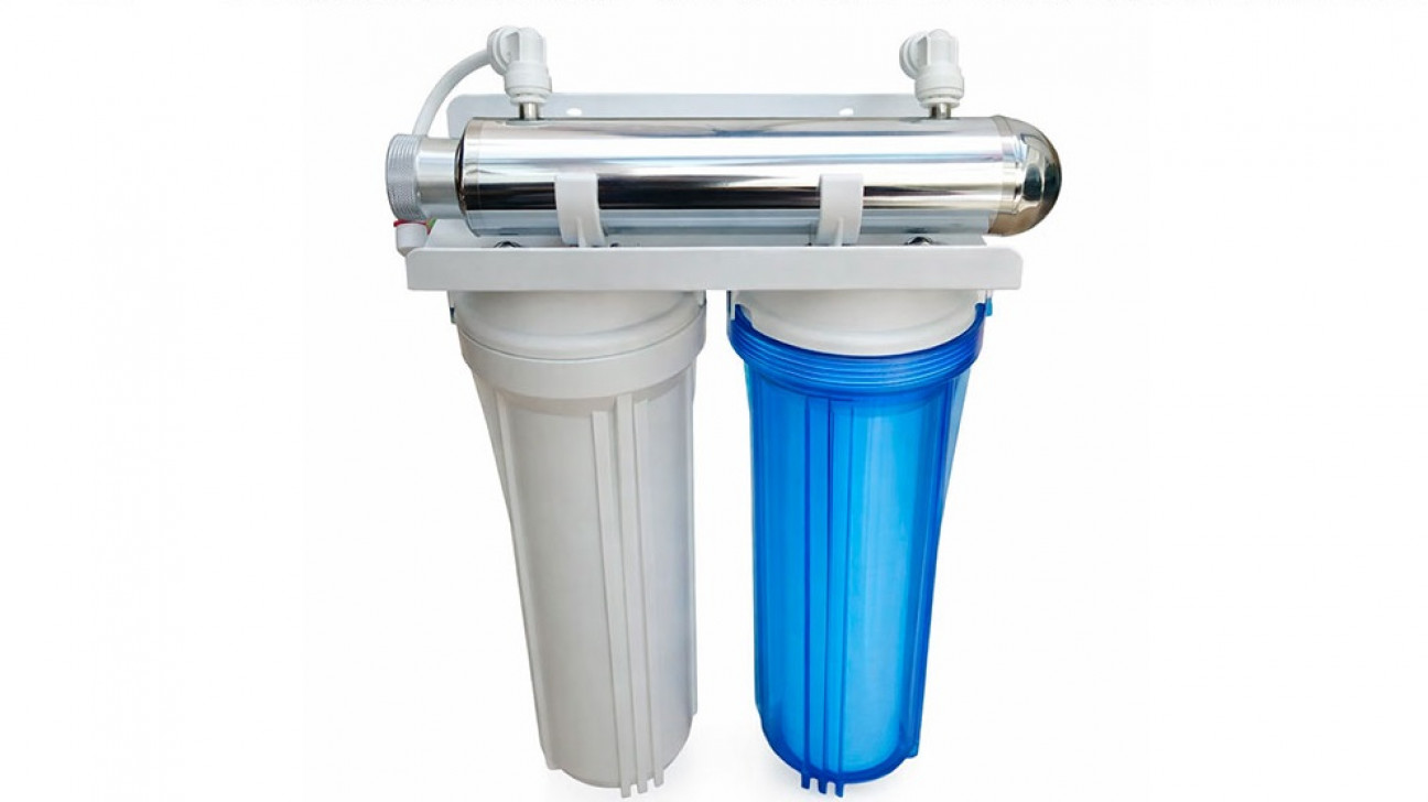 imagen Un equipo del Conicet desarrolla un dispositivo de uso doméstico que remueve micro y nanoplásticos del agua