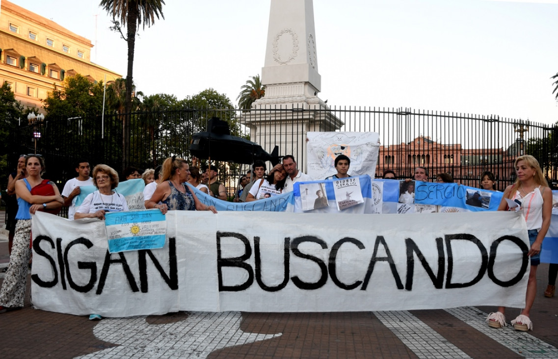 imagen "Sigan buscando", pidieron familiares de los tripulantes del submarino en Plaza de Mayo