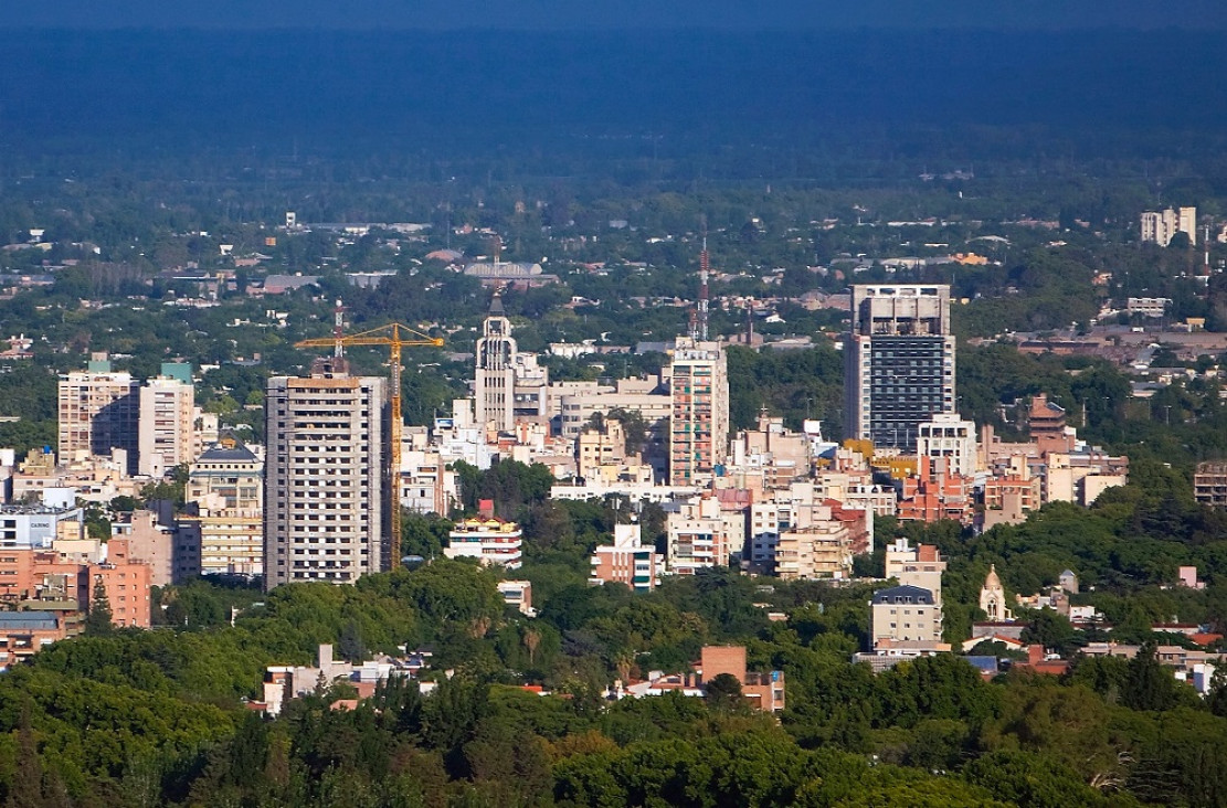 imagen Tras un 2023 con actividad contractiva, ¿cuál es el panorama económico para Mendoza? 