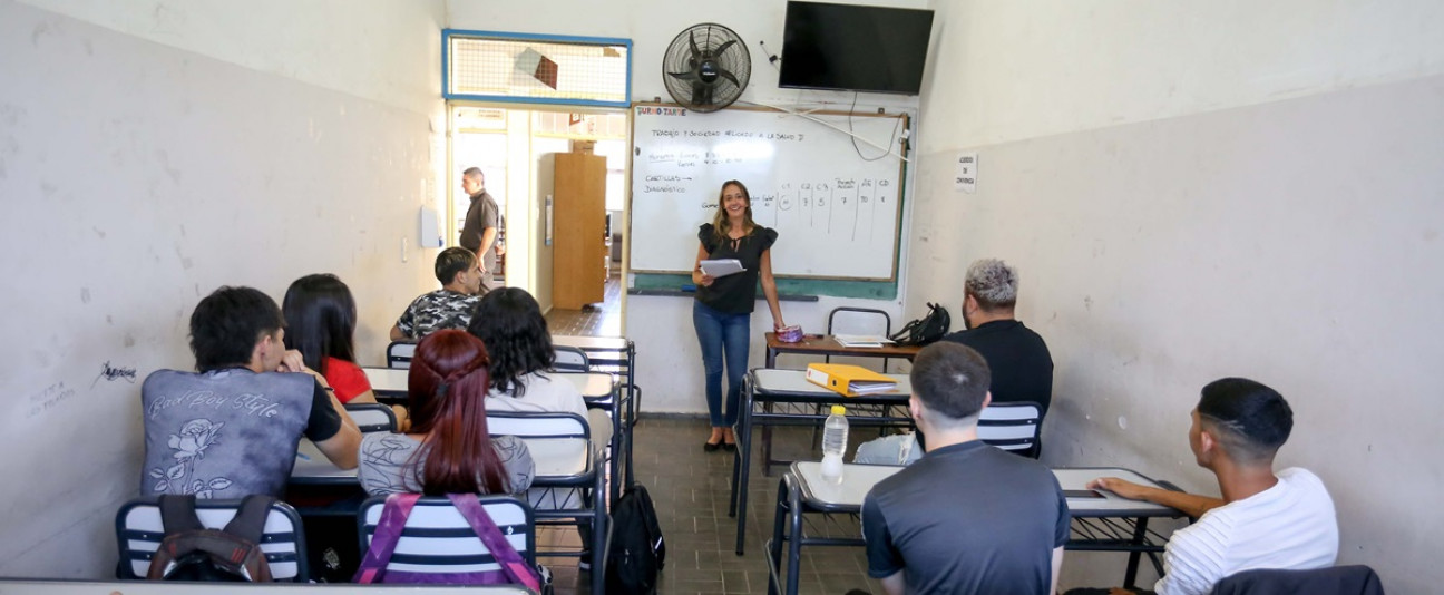 imagen Más del 82% del estudiantado de secundaria pasó de año en 2023