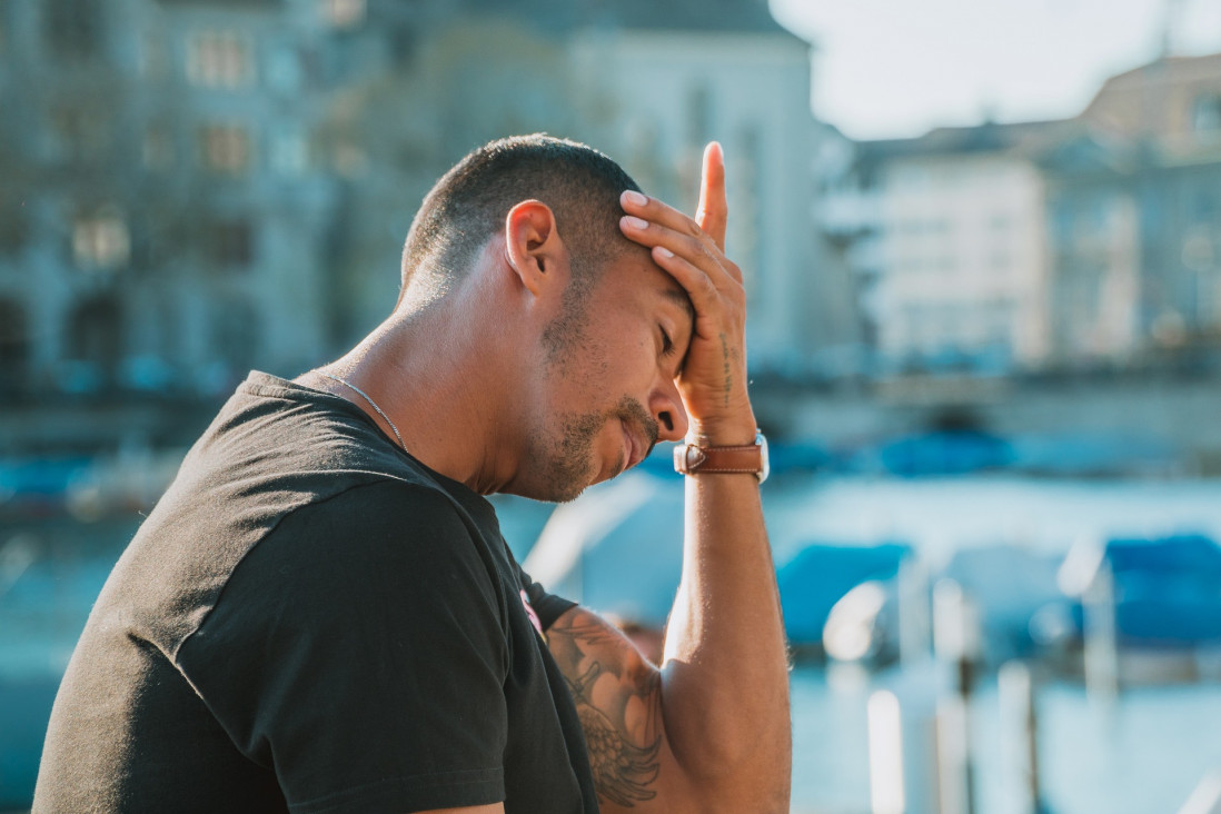 imagen Cuáles son las diferencias entre dolor de cabeza, cefalea y migraña, y cuándo consultar