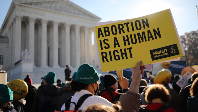 imagen Biden firma un decreto para garantizar el aborto en Estados Unidos