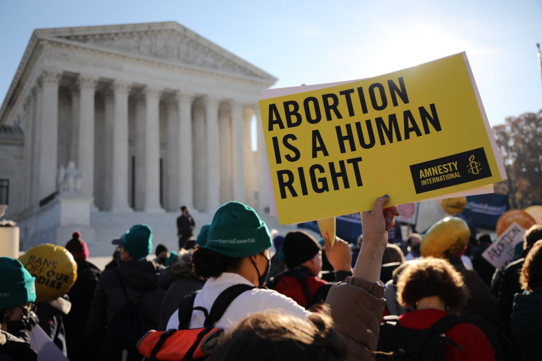 imagen Biden firma un decreto para garantizar el aborto en Estados Unidos