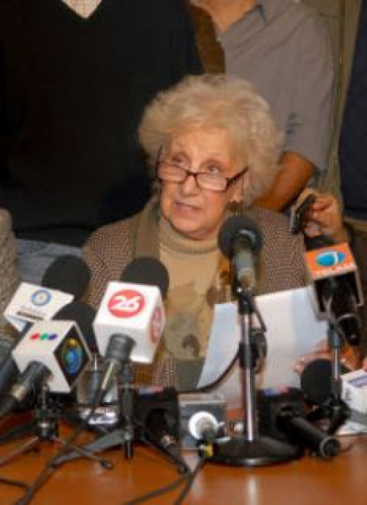 imagen Carlotto: "Disculpas deberían pedir quienes ocultan información"