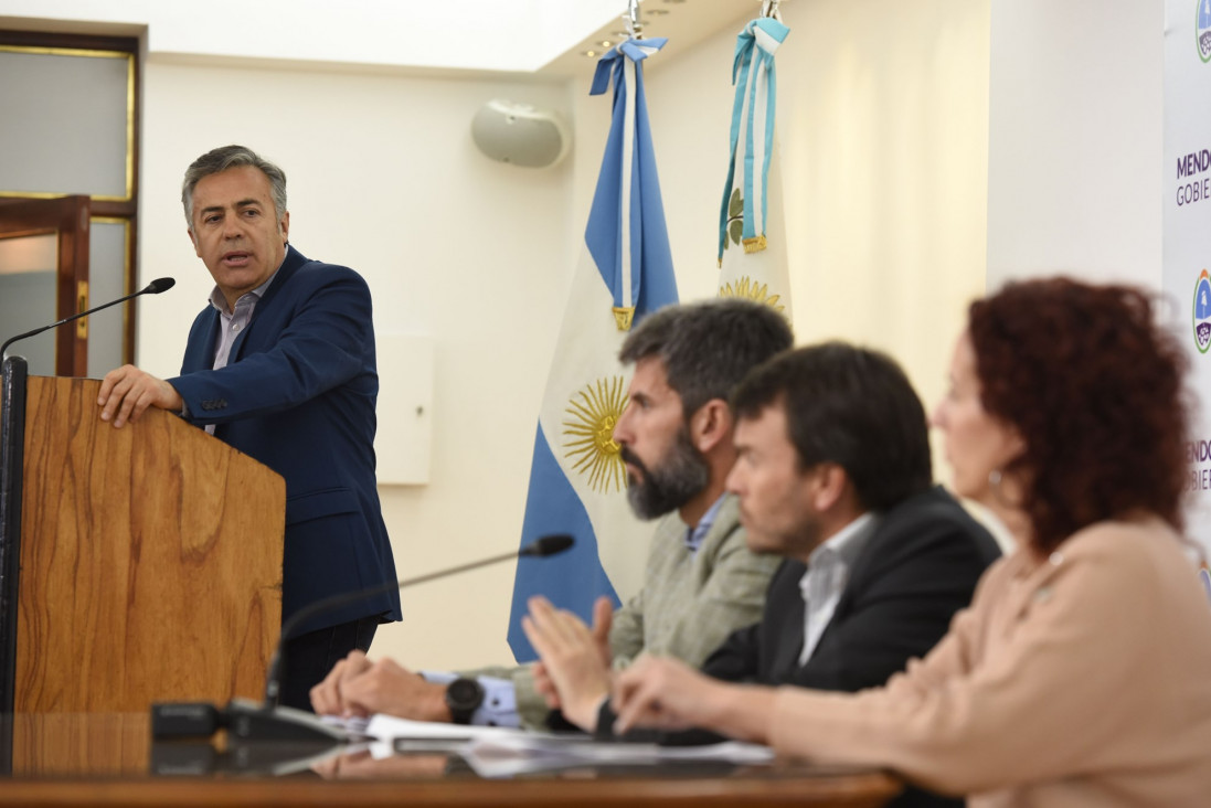 imagen Cornejo y la cláusula gatillo: "Cumpliremos con lo pactado" 