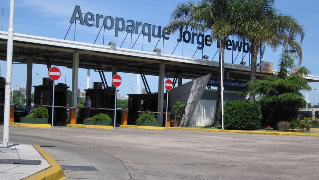 imagen Aeroparque: los controladores aéreos levantaron la asamblea 