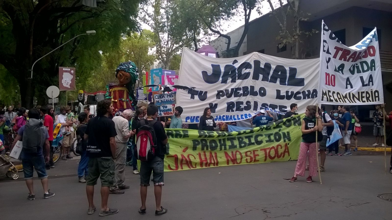 imagen Marcha de la bronca y por el agua