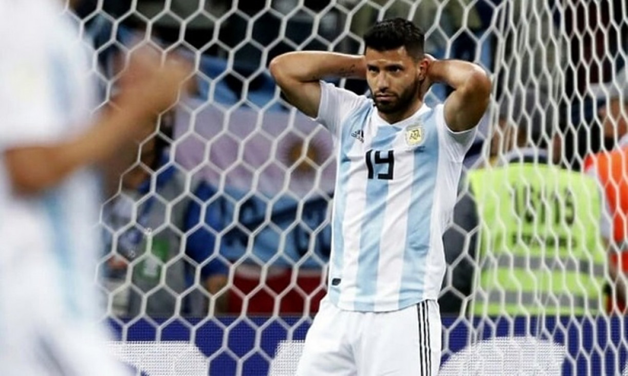 imagen El Kun Agüero "fusiló" a Sampaoli 