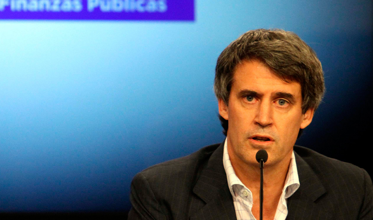 imagen El Gobierno proyecta ahorrar hasta u$s 8000 millones al pagarle en efectivo a los holdouts
