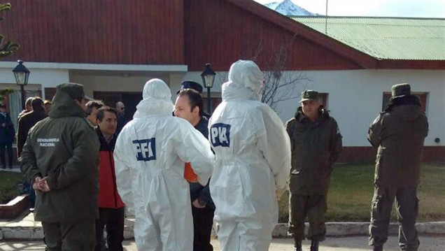 imagen Allanaron la sede de Gendarmería en Esquel por la desaparición de Maldonado