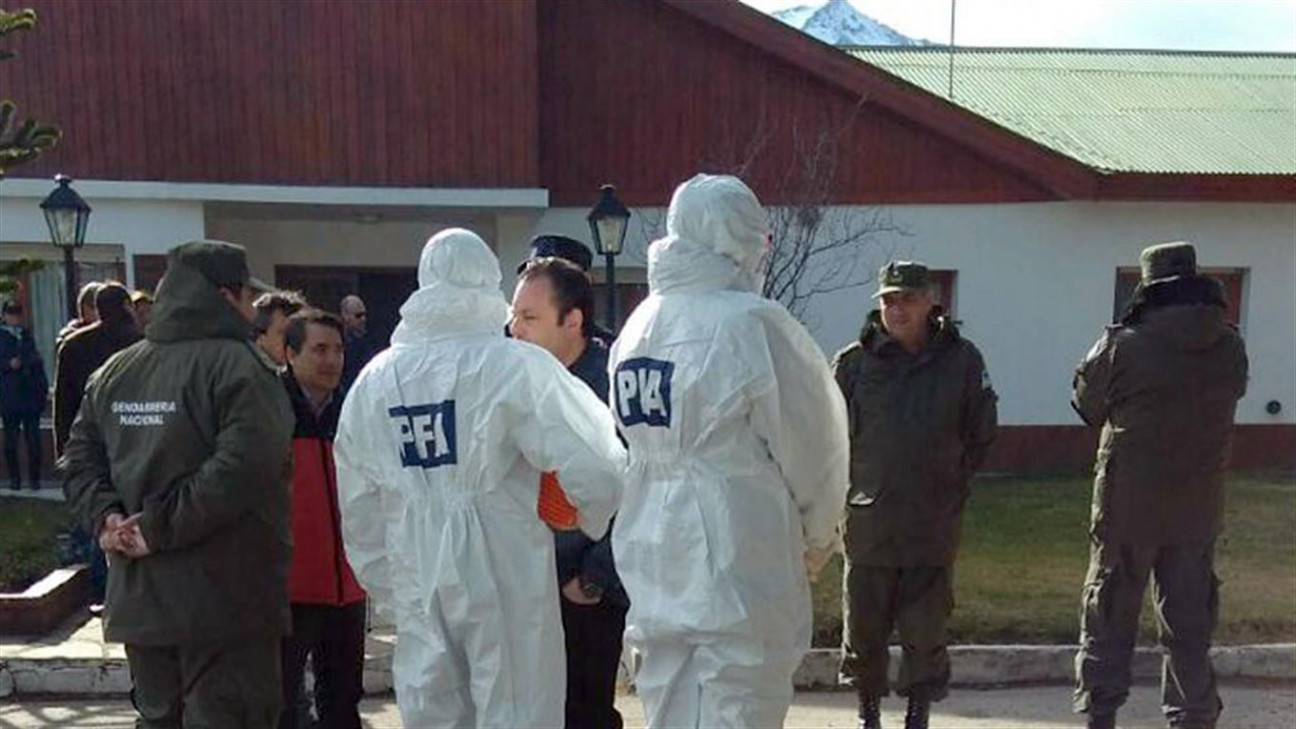 imagen Allanaron la sede de Gendarmería en Esquel por la desaparición de Maldonado