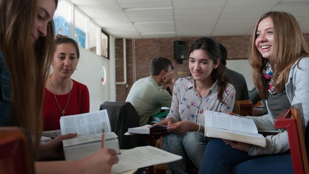imagen El Gobierno promulgó la ley que garantiza la gratuidad de la educación universitaria