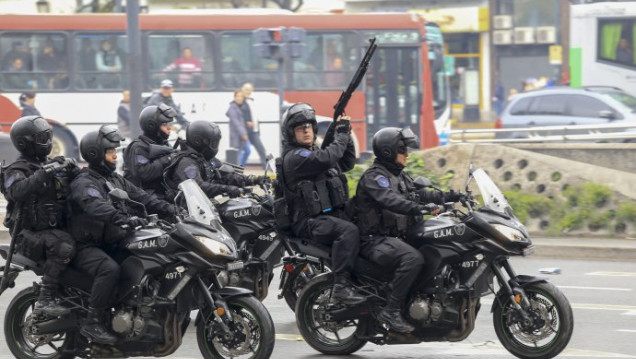 imagen Flexibilizan uso de armas a las Fuerzas: Bullrich quiere sumar a las provincias 