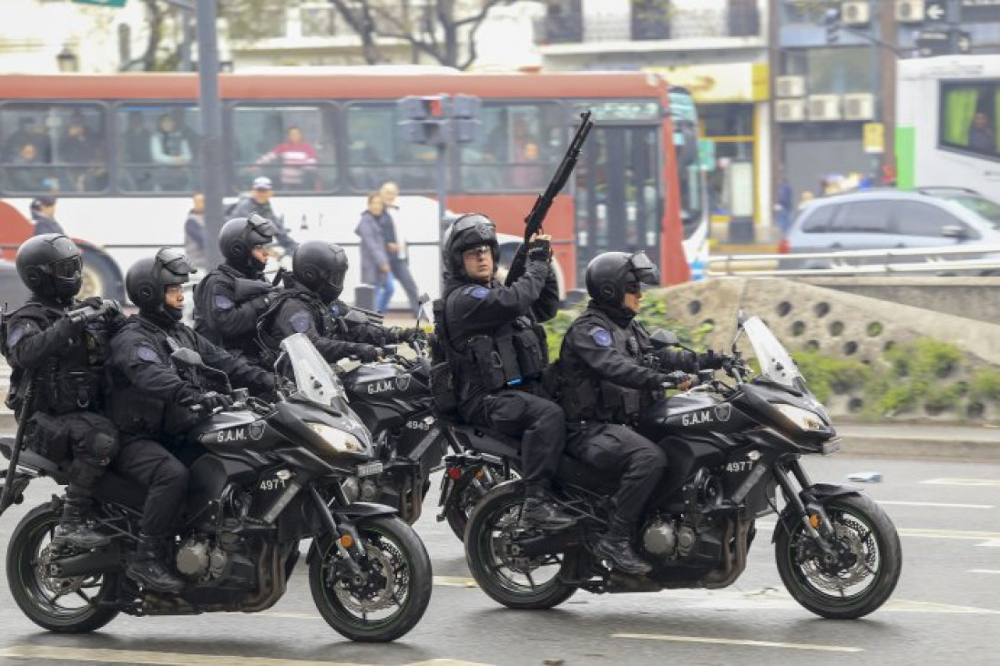 imagen Flexibilizan uso de armas a las Fuerzas: Bullrich quiere sumar a las provincias 