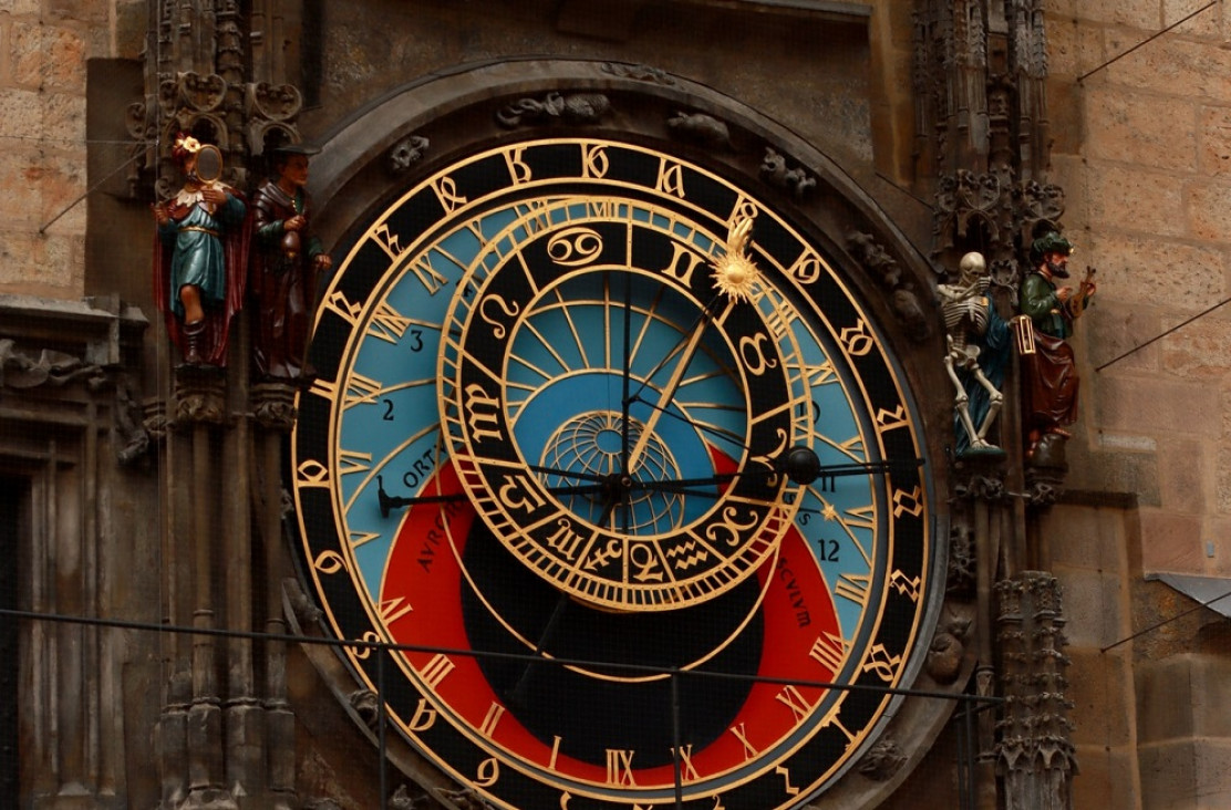 imagen Astrología desde una perspectiva feminista: ¿por qué se reproduce la lógica binaria masculina-femenina?
