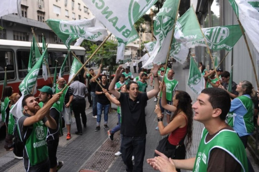 imagen ATE lanza plebiscito para ver si acepta o rechaza última propuesta salarial